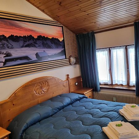 Albergo Meuble Tarandan Forni di Sopra Luaran gambar