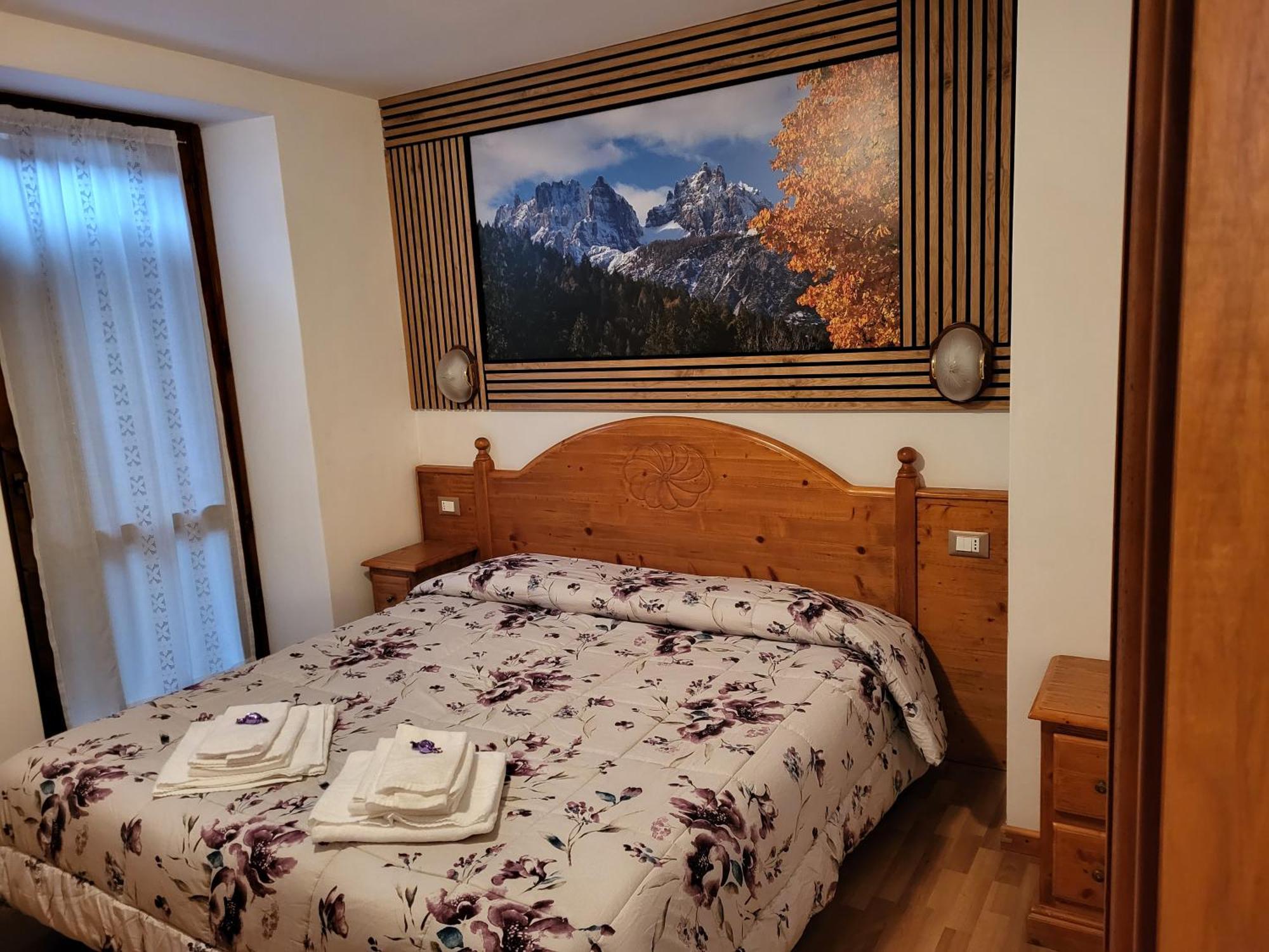 Albergo Meuble Tarandan Forni di Sopra Luaran gambar