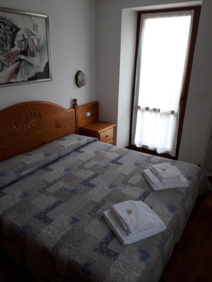 Albergo Meuble Tarandan Forni di Sopra Luaran gambar